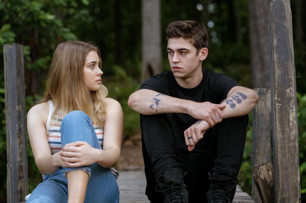 NenePB95's tweet photo. The darkness is always beautiful. #AfterMovie https://t.co/1X16yM7okg