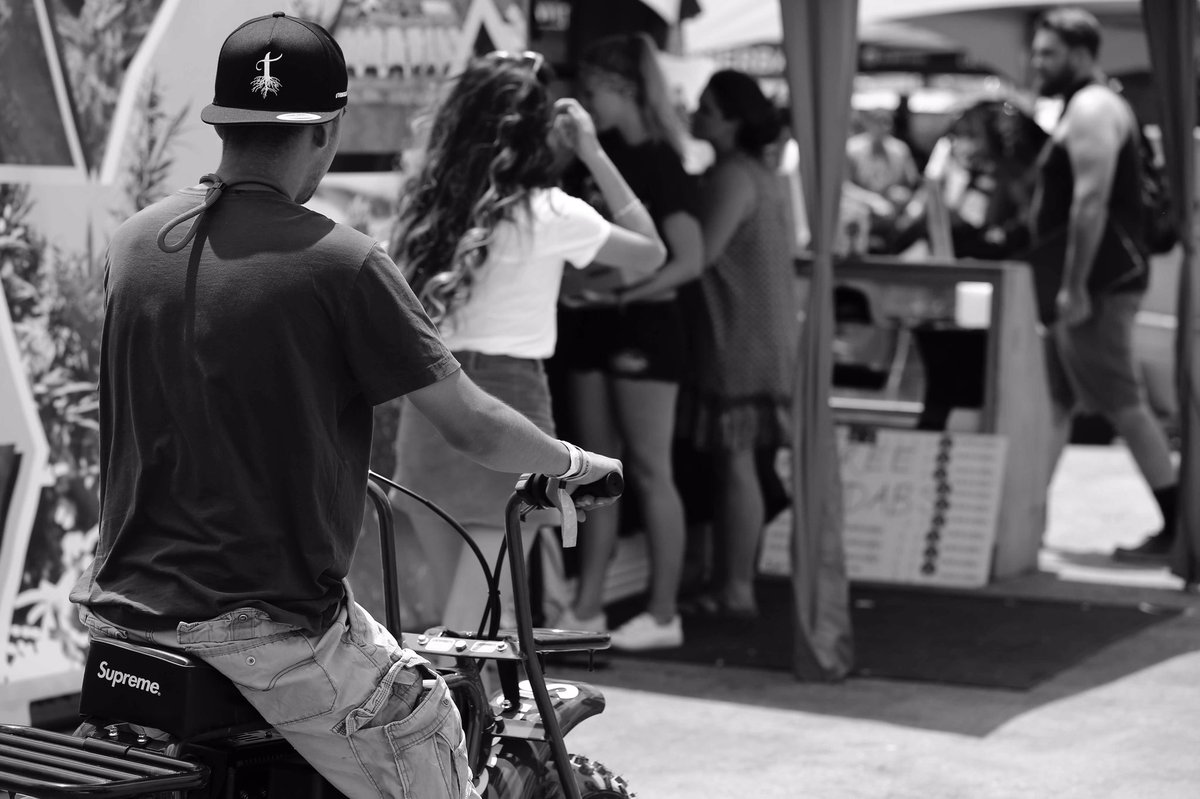 TreeBaseKlear_'s tweet image. One thing I've learned about life is that if you really let go, it's just a joy ride – @RickTheLaureate 
#MondayMotivation