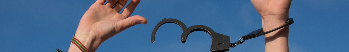 Here's living proof that families can travel better, cheaper, &amp; more often. #FamilyTravel #travelhacking tips from one of the best in the biz.
w/ <a href="/PackofPeanuts/">Travis Sherry</a>
.
🔊 bit.ly/2XznaiI
.
#podcasts #familytravelmatters #travel #familyvacation #familytravelradio #cheapflights