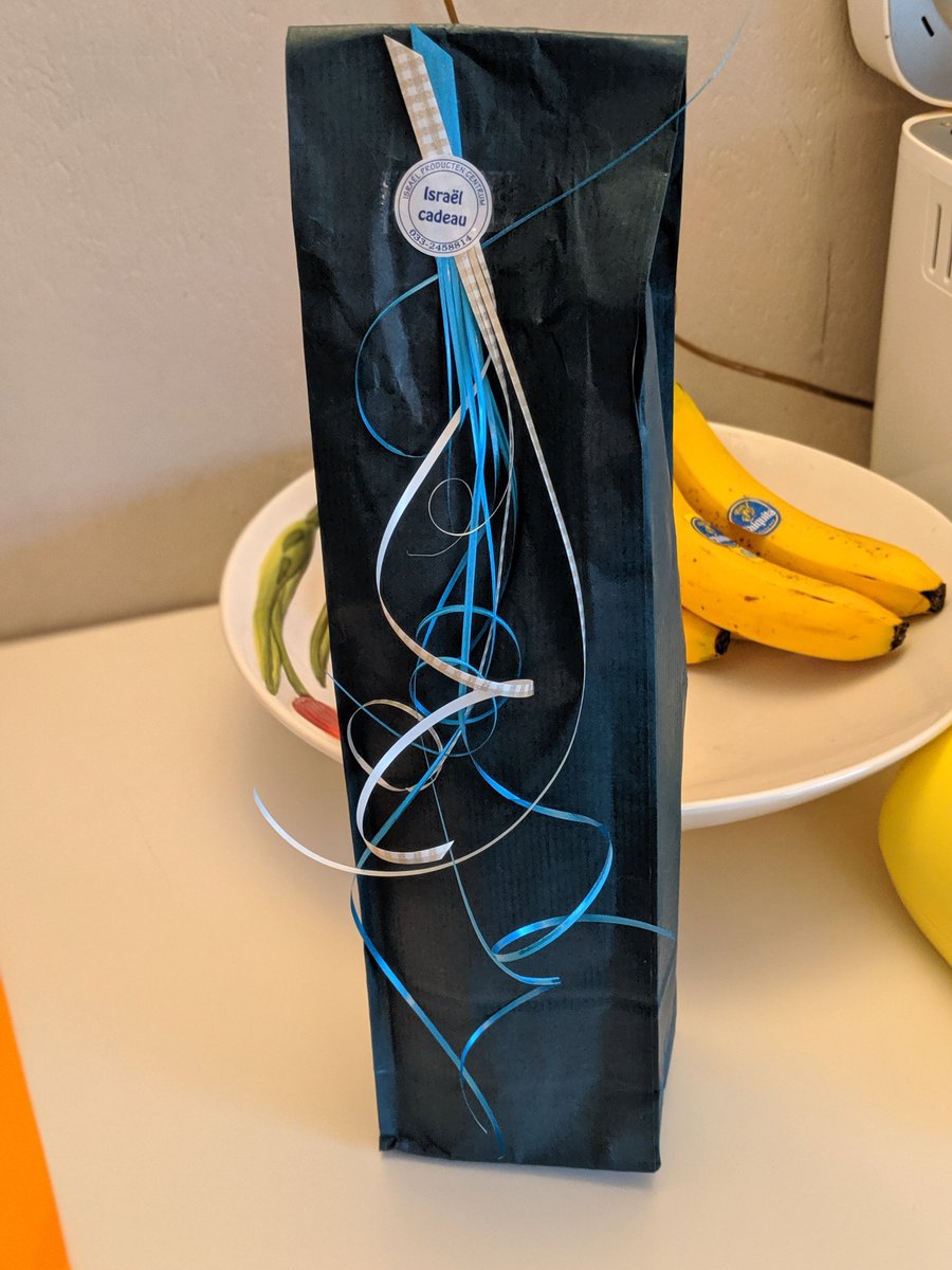 avesoftware's tweet image. Dankzij de tip ( paar potcasts terug) van @JoopSoesan  deze wijn gekocht. Ben benieuwd!