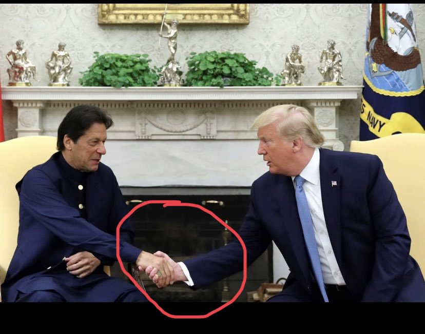 Roshaneh17's tweet photo. No need any caption๐๐
#dominantleader
#PMIKJalsaInUSA
#PMIKVisitingUS https://t.co/2R9D7ruQon