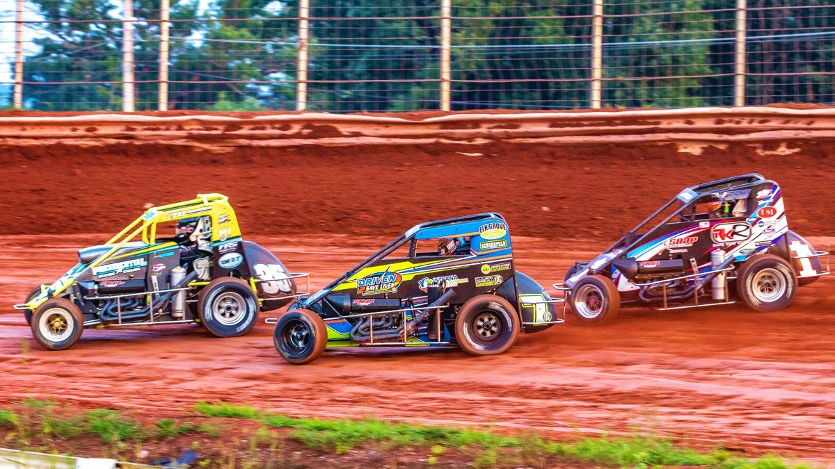 USACNation's tweet image. Are you ready in the east? USAC @NosEnergyDrink National Midgets return for #PAMidgetWeek, beginning July 30 at @gviewspeedway!

Read More --&amp;gt; usacracing.com/news/midget/it…

7/30: @gviewspeedway
7/31: @ActionTrackUSA
8/1: @PVSpeedway
8/2: @Lindas_Speedway
8/3: @LancoCMMS