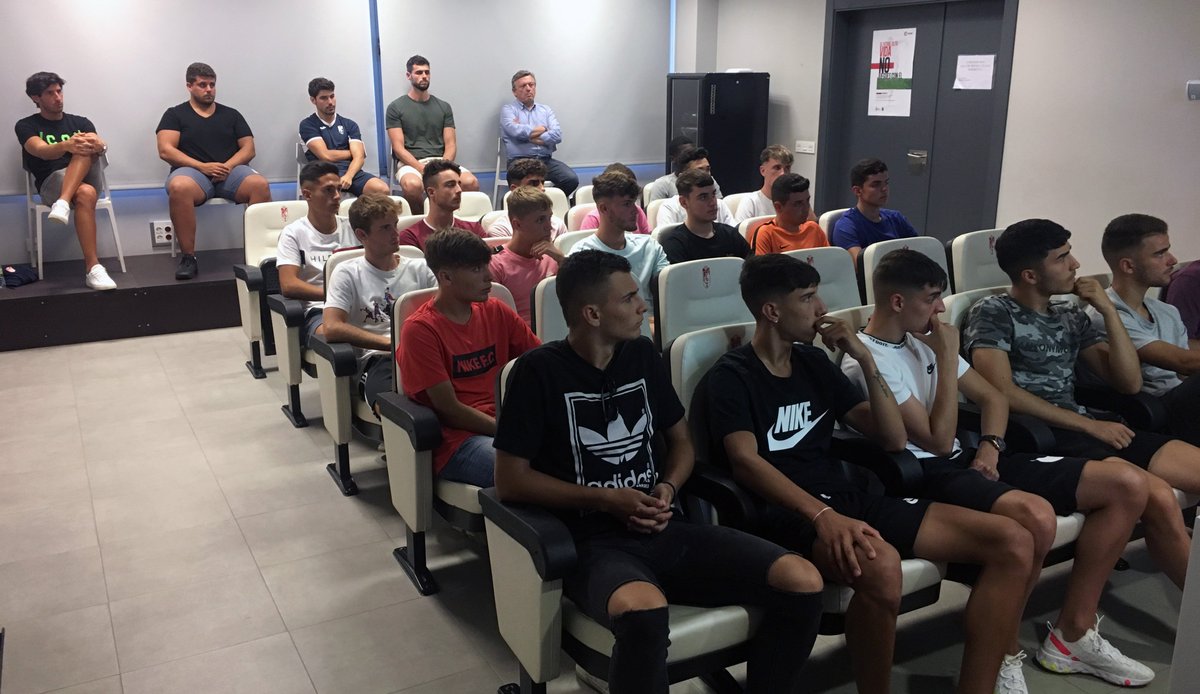 Granada CF Cantera tweet media