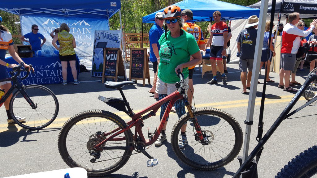 katfitzsi's tweet photo. FenderBag on Small Pivot Bike https://t.co/HCybrcCeYU https://t.co/9fSwc99Ojx