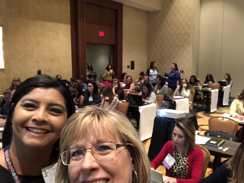 Lysoll_18's tweet photo. Bilingual & Science Consultants @ESCRegion20 presenting at the Title III Symposium in San Antonio. #ESC20Science https://t.co/ZK1za4WlFN