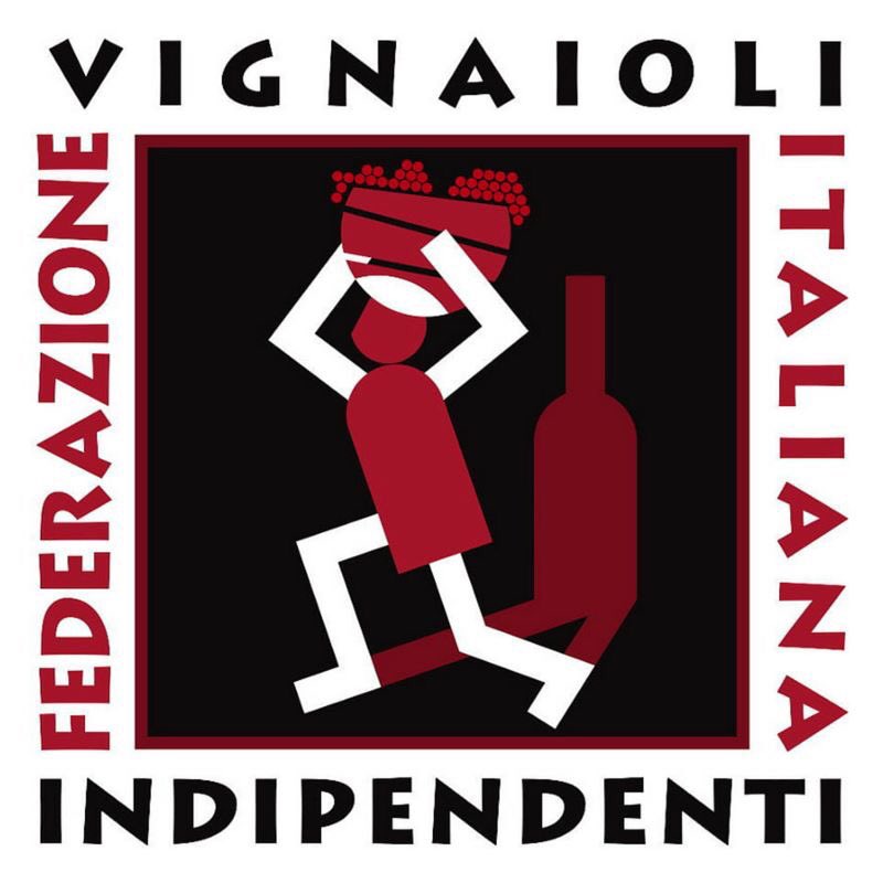 <a href="/VILLASPINOSA/">Villa Spinosa</a> ha scelto di iscriversi ai <a href="/VignaioliFIVI/">VignaioliFIVI</a> condividendo i principi e i criteri della federazione: un vignaiolo che coltiva le sue vigne, curando e imbottigliando il proprio vino, che vende con il suo nome e la sua etichetta.
#VillaSpinosa #Valpolicella #FIVI