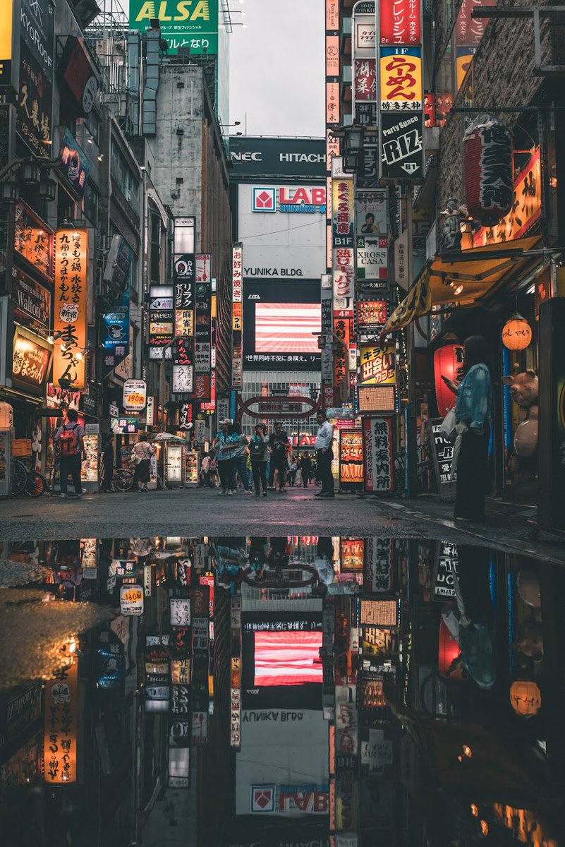 AestheticsJapan's tweet photo. Shinjuku Rain 
by @torastagraphy https://t.co/gMTEJmf1TE