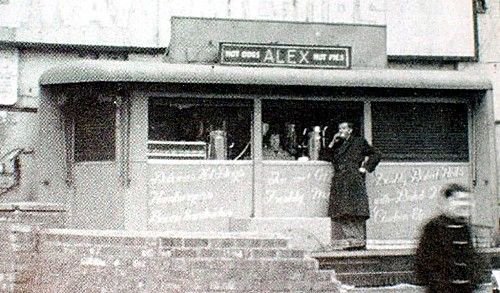 Hurst St - Alex's Pie Stand