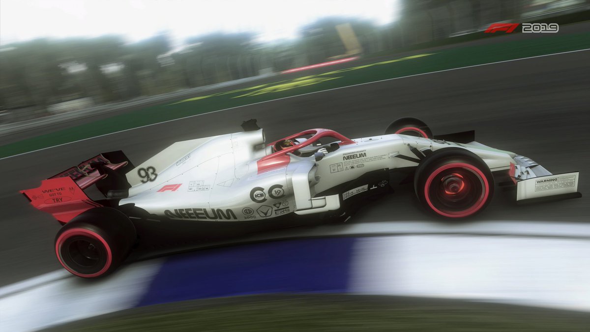 JoshGameSnaps's tweet photo. NEEEUM! Loving this livery on the Multiplayer car! #F1 #F12019 #f1gamesfromcodemasters #multiplayer #germangp #screenshot #photomode #virtualphotography #TheFramedShare https://t.co/oB4YjkgVww