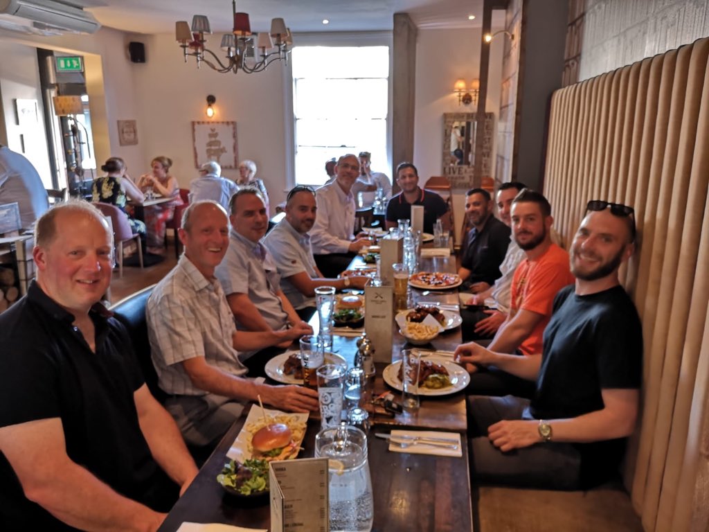 PulseCinemas's tweet photo. A well needed rest for today’s @RTICorp training guests... Time for a cheeky pint 🍺 and some yummy food 🌮 #Pulsetraining #EventsatPulseHQ #InstallRTI https://t.co/jG35B1CgE8