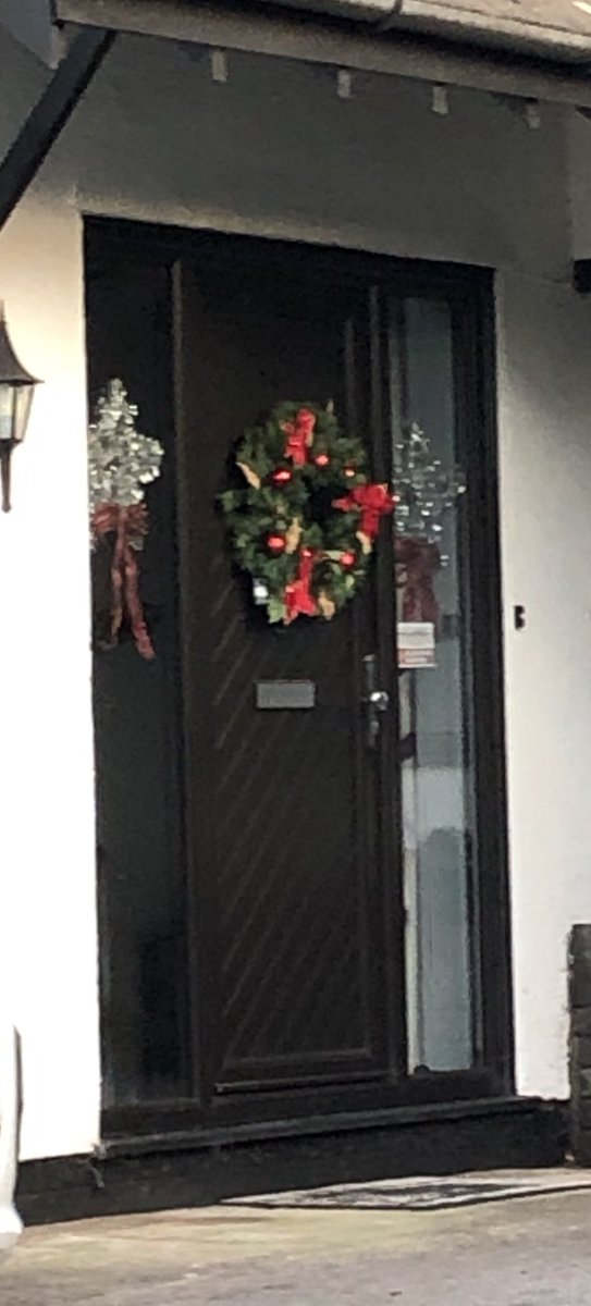 JoshAndrews1's tweet image. Just drove past Pam &amp;amp; Mick’s House in our village and what do I see!? 
OH MY CHRIST. 
Christmas has come early! 
#GavinAndStacey