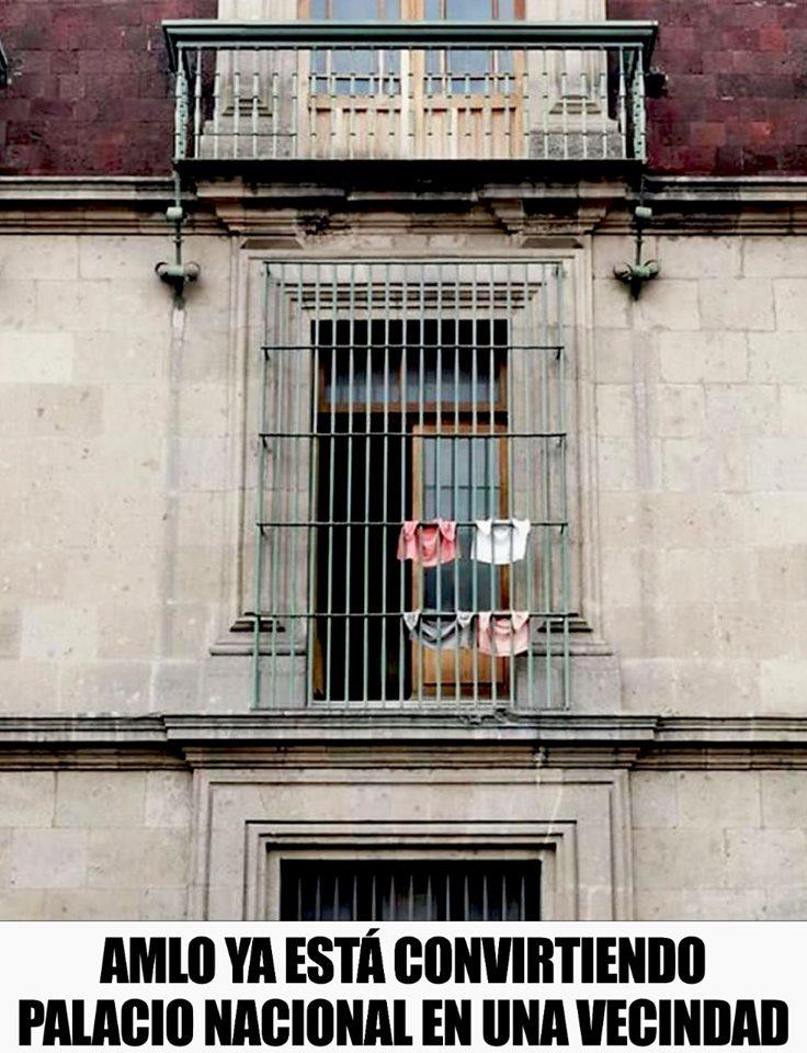 _pejendejadas's tweet photo. Apenas llegó a Palacio Nacional y pues... https://t.co/TS7eghBCvg