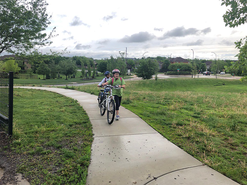 A national wellness expert is coming to the <a href="/LiveWellDGKS/">LiveWell Douglas County</a> WorkWell Symposium, HBE's work on sidewalks and the Lawrence Loop, and leadership continues to focus on their intent to hire an executive director.

mailchi.mp/6e28e348cf0d/l…