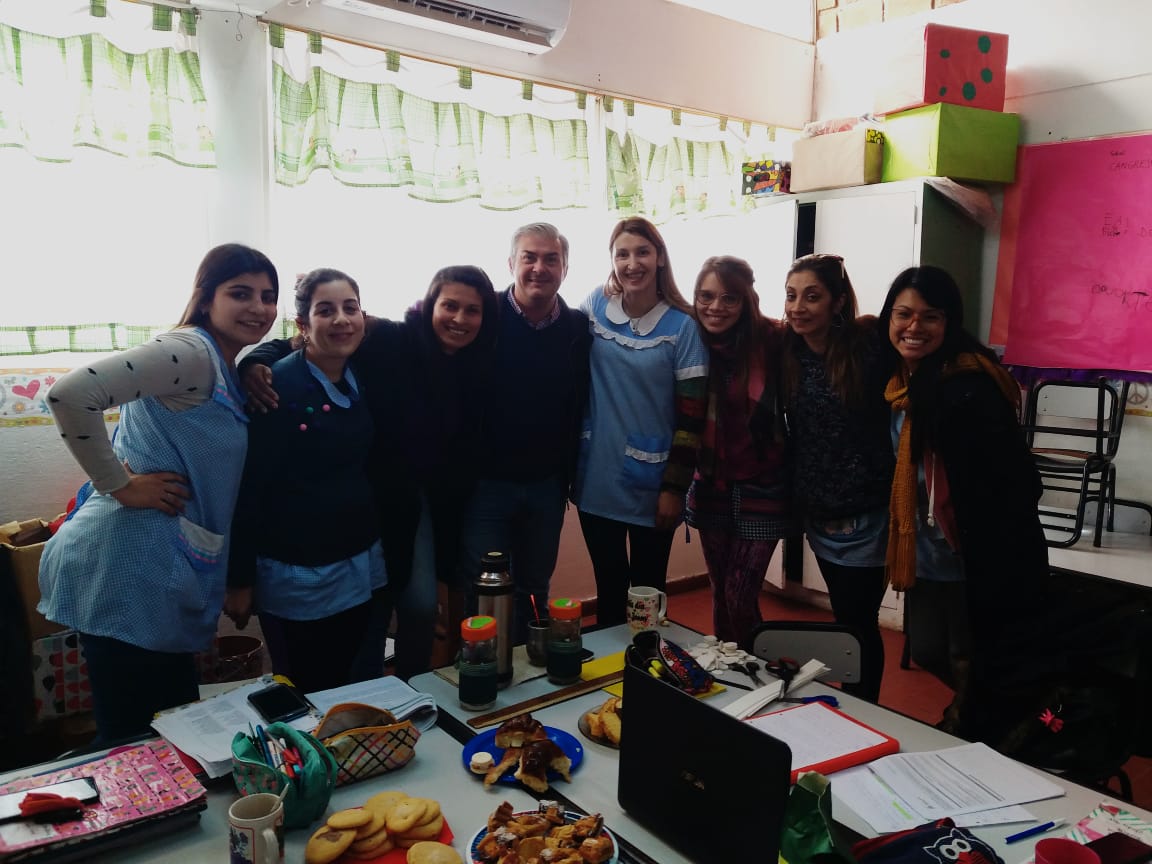 JefaturaR's tweet photo. Jornada Institucional en Gral. Rodríguez...Felicitaciones a directivos y a docentes por el valioso trabajo realizado👏👏👏 https://t.co/beZAKL2tWl