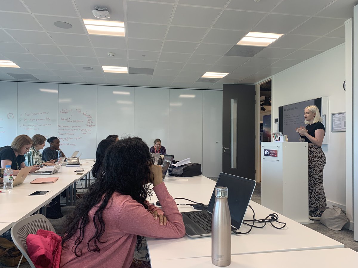 paw_lean's tweet photo. Monday evenings means another @CodeFirstGirls summer intensive class! Today @PenelopeHindle taught the group Javascript and jQuery. π©π»βπ» β¨
Let's see these websites come to life! @itsjaderyan @ArianneDonoghue @Techyrey @NaomiSharif94
#LeedsCFG #womenintech https://t.co/1wucVQ1WBA