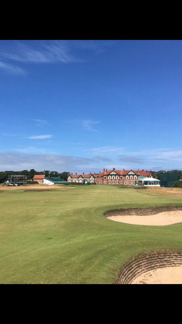 Great to be back @RoyalLythamGolf for the Seniors British Open as part of a top greenkeeping team , course in superb condition 👌 looking forward to a quality week @EuropeanTour #greatteamwork