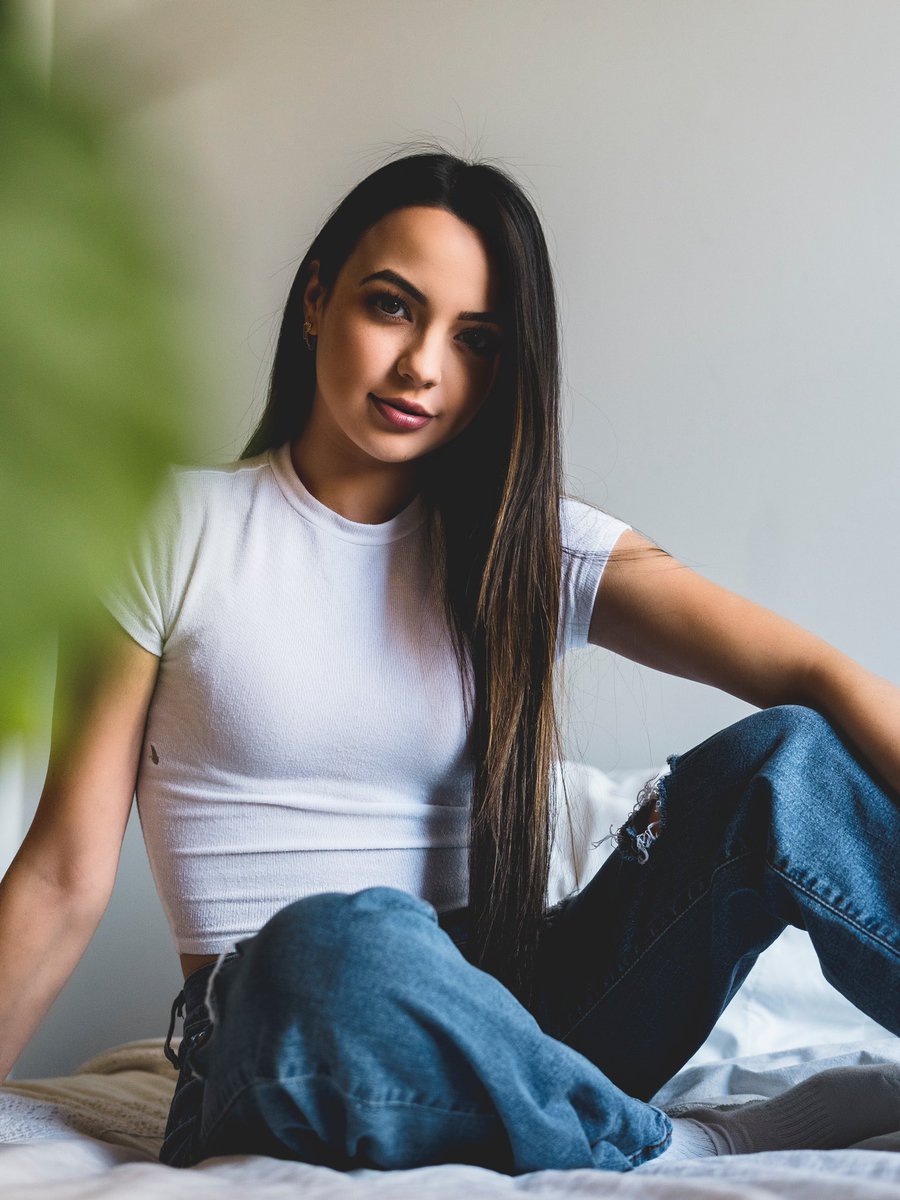 VanessaMerrell's tweet image. if you feel lonely, i could be lonely with you ♥