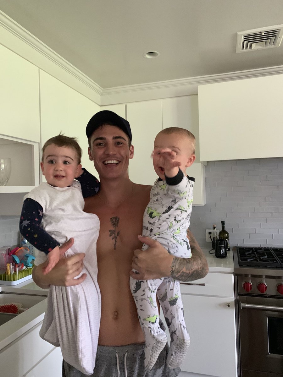 Ali_B_Nazzaro's tweet photo. My SAM-manny ⁦@sammywilk⁩ is so much hotter then yours lol. #Manny #Twins ⁦@mike_nazzaro⁩ https://t.co/2VAttkerML