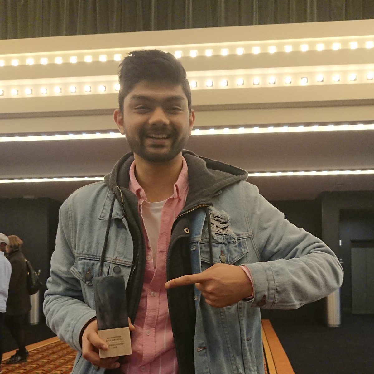freshwebseries's tweet photo. Well done Shrut Parmar for picking up Best Supporting Actor at @melbwebfest on the weekend!! YAY! https://t.co/8qAMNZrM7r