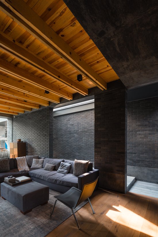 PodioMX's tweet photo. #DePortada CASA CMR por Estudio MMX
@estudioMMX
https://t.co/Xvp3aycrrm
#Arquitectura #Diseño #Interiorismo #PRISMA19 https://t.co/zEnrLUUZiJ