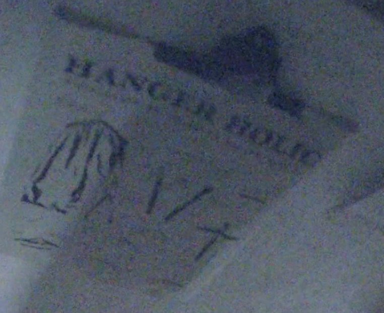 The last strange thing I found was this stack of papers pinned to the wall, titled Hanger Holic. It mysteriously has an image of a cross on it, but I'll let yall make the connection to Go Won from that since it seems a little tinfoil hatty