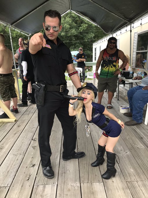 Watch TinyTexie's leaked NSFW photo on TwXstars