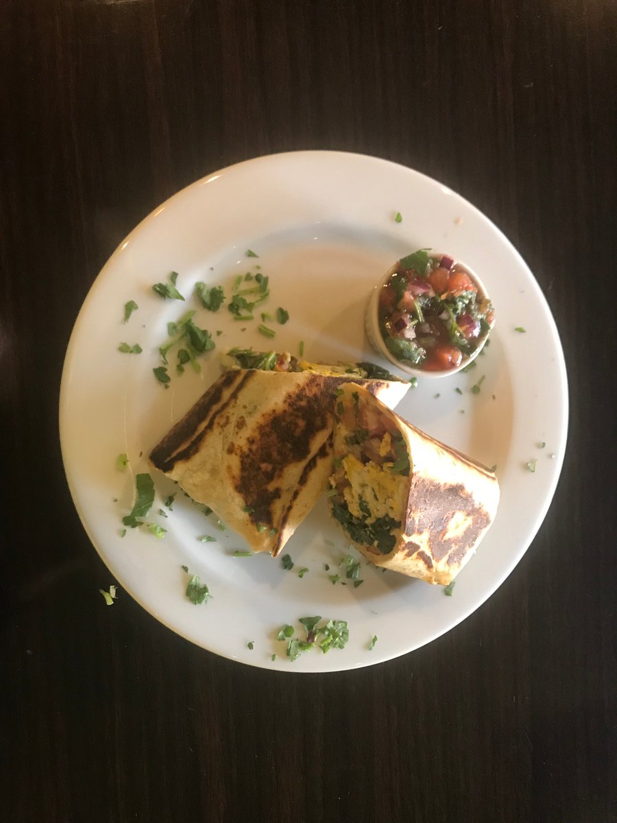 gccglendale's tweet image. Near the Glendale area? Stop by for tasty dishes from #GreenCornerCafe! 😍

All our dishes are made with organic, Non-GMO ingredients! 🥗

📲 (818) 507-5003
📍 604 W. Glenoaks Blvd - Corner of Glenoaks and Kenilworth
🌐 organicgreencornercafe.net