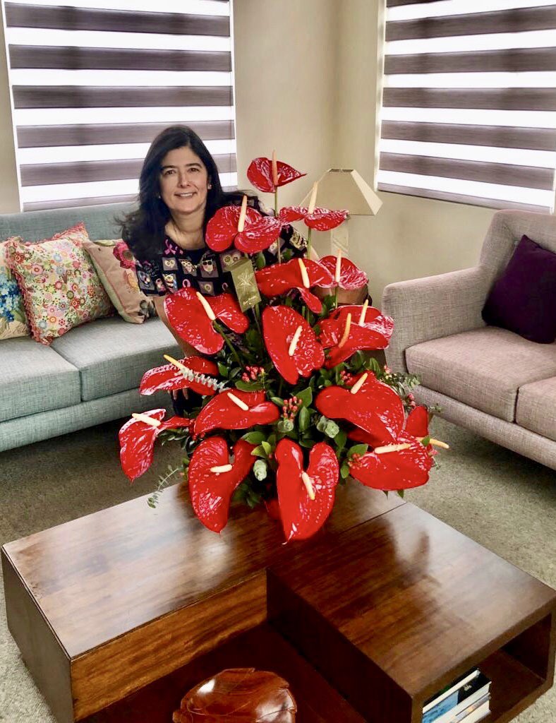 JuanMartinLegIs's tweet photo. Today is my parents’ 25th wedding anniversary and although it’s slightly saddening that I’m not home to celebrate with them, I couldn’t be happier for them.
They’re setting the bar a little high for my brother and I though... 😬
#marriagegoals #radparents https://t.co/Ub37z3xL1t