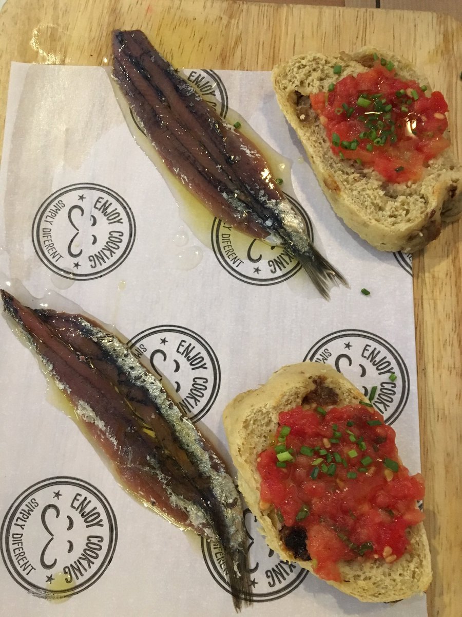 Sitio agradable y muy recomendable para cenar en verano <a href="/casaaltarest/">restaurantecasaalta</a> en #Tomares #Sevilla