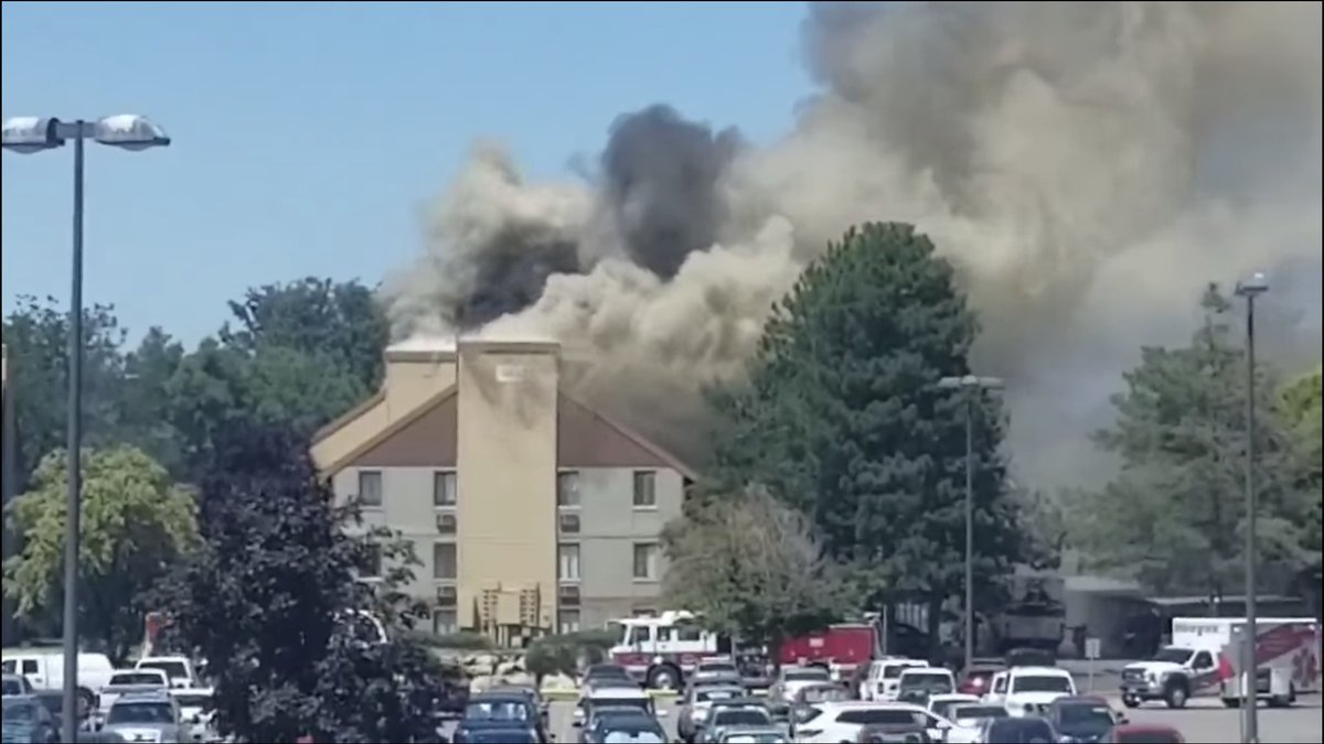 SLCScanner's tweet photo. #LaytonFire Picture courtesy Terry Weese Will post full story with video shortly. https://t.co/jjM4TizzXd