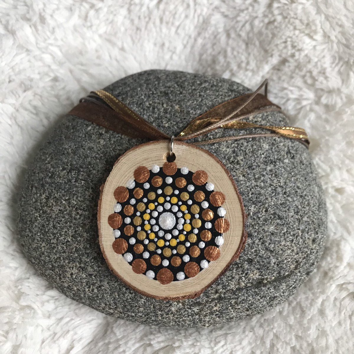 HKArtStudio18's tweet photo. Excited to share this item from my shop: Bronze dotted necklace on a wood slice.  #birthdaygift #jewelry #etsy  https://t.co/VLa4lvlmap https://t.co/QQQa4ULS3Y