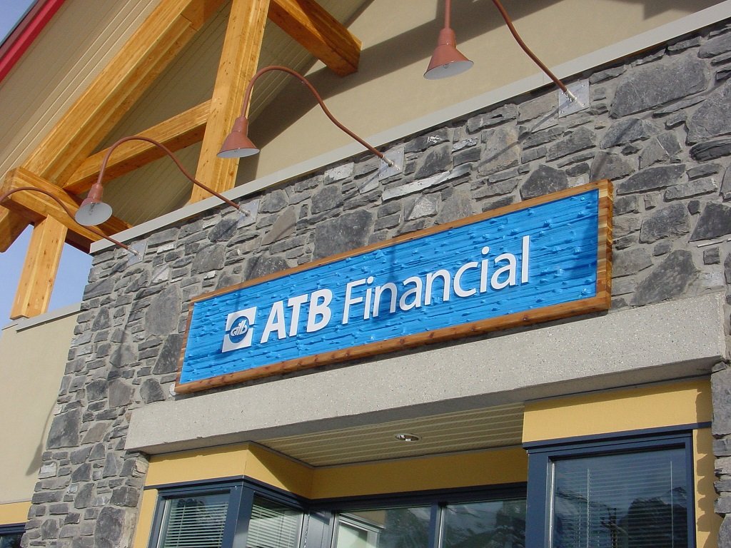 TopmadeSigns's tweet photo. From Canmore, these are the sandblasted #CedarWoodSign for ATB Financial , accompanied by matching #CedarWood #DirectionalSign https://t.co/xWT5JsKhWf