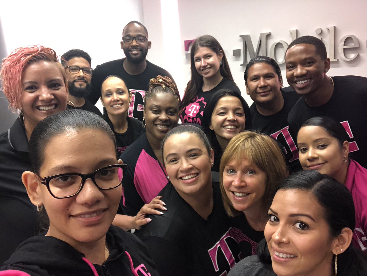 Great day with this group of leaders!!!#employeelifecycle @thayesnet @Starandzipper @Michellelynn088 @JohannaVillNYC @Mmroesch @sjmommy1 @triciatully @itsLoriP @BobStanchina