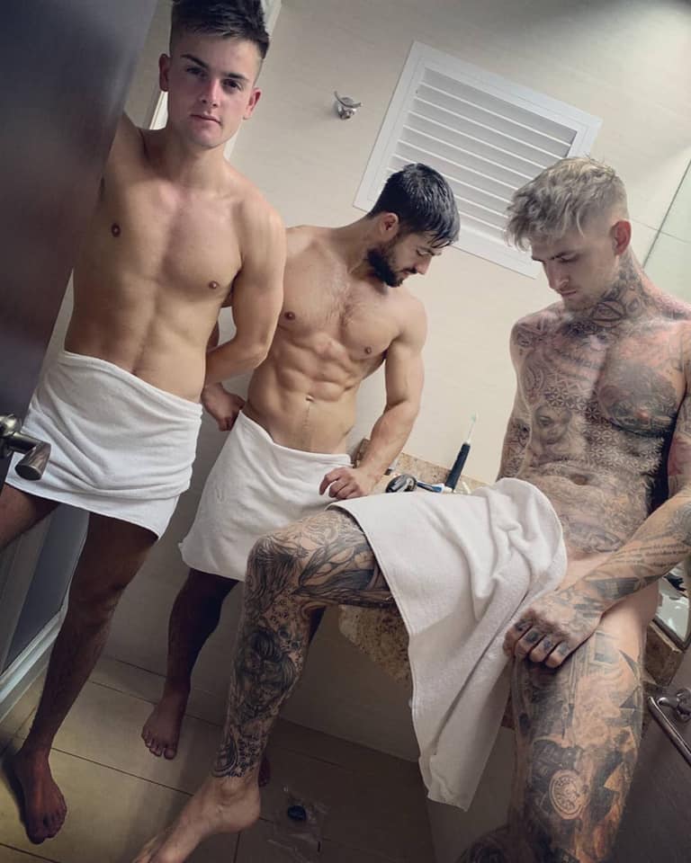 HSensualesMx's tweet photo. Razones por las cuales te gusta ir a los @VaporesGay https://t.co/ersI1OGLi5