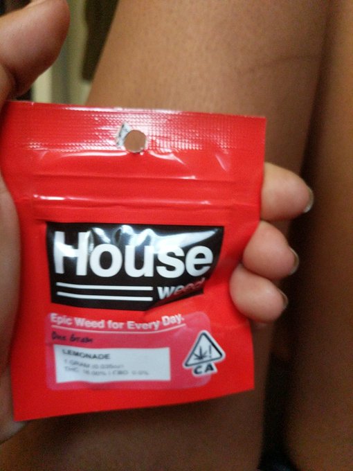Pre packaged weed is a lil weird https://t.co/FMDrHDEJQv<a href="/tag/myfreecams"class="tags"><span>#myfreecams</span></a><a href="/tag/onmfc"class="tags"><span>#onmfc</span></a>