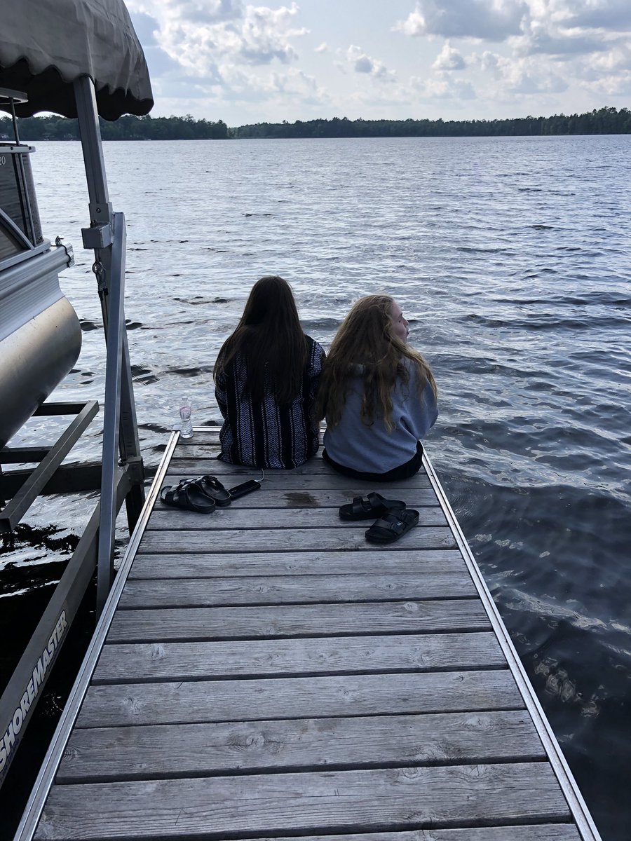 lkd10065's tweet photo. Vacation https://t.co/zGKtosSU2e