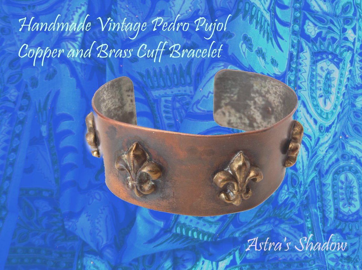 AstrasShadow's tweet photo. https://t.co/JEMrjzQ00o
Copper & Brass Cuff Bracelet Vintage Handmade by Pedro Pujol Midcentury Beat-Era Greenwich Village Metal Artist Bold Fleur-de-Lis Design #Pedro #Pujol #PedroPujol #copper #brass #vintage #bracelet #fleurdelis #AstrasShadow #vogueteam #lovevintage #jewelry https://t.co/0HbsCRJSu8