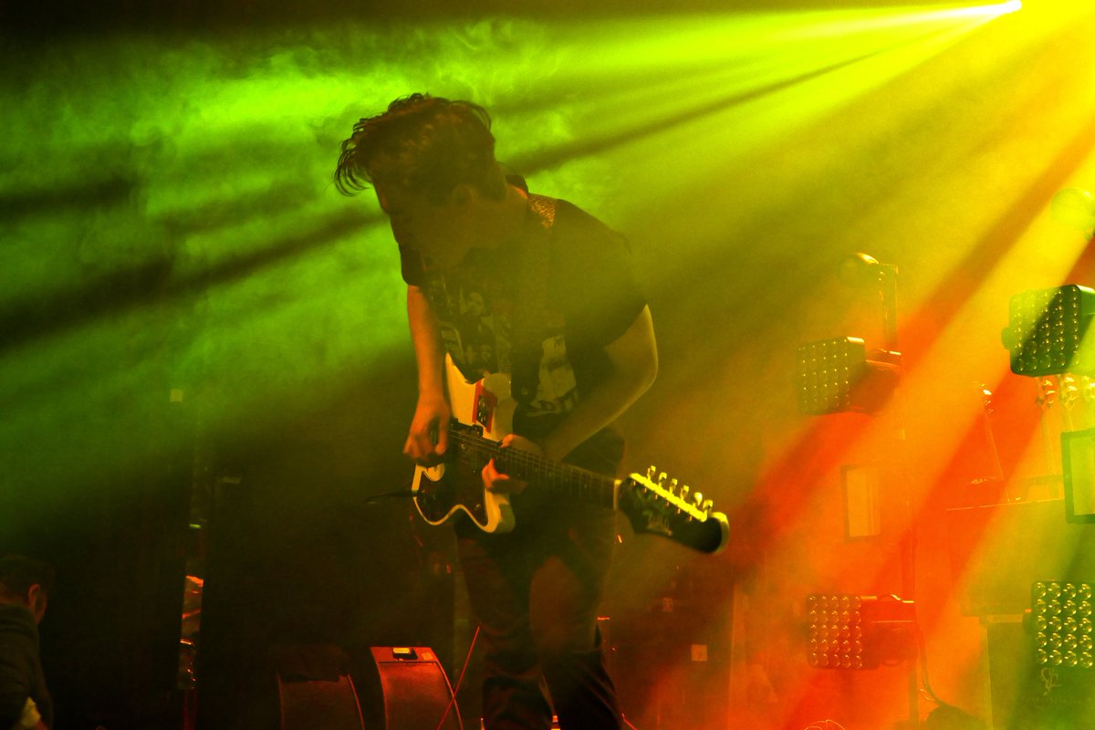 Its1OkRockwhaaa's tweet image. Also!! @Weathersband was awesome!! Here are 4 pictures I took for my cousin as she really liked them!! And so did I of course lol #EyeOfTheStormTour #VenturaCA