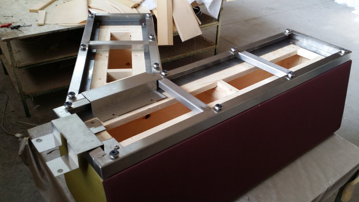 LarosaDesign's tweet image. Testing the ganging kit for the new modular seating.
#arizonadesigner #arizonadesign #phoenixdesign #phxdw #scottdaledesign #italiandesigner #larosadesign #larosa #antoniolarosa #larosadesignusa #modernfurniture #iida_hq #aianational #aiaaz #aiaaz19