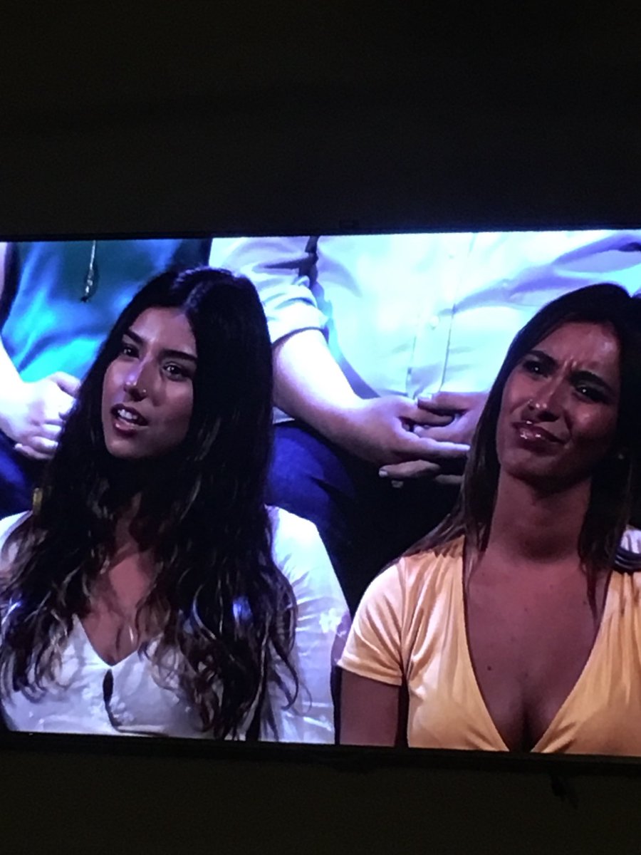 rynnnnnni's tweet photo. Luke P: *speaks*

The viewers:

 #TheBachelorette https://t.co/TNob0AsyuR