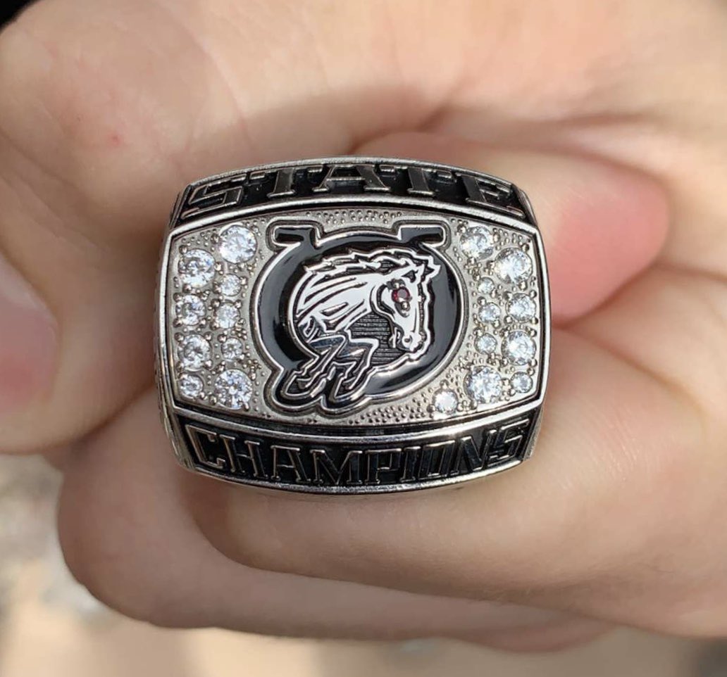 18UStangs's tweet image. Farewell Tour #rollstangs