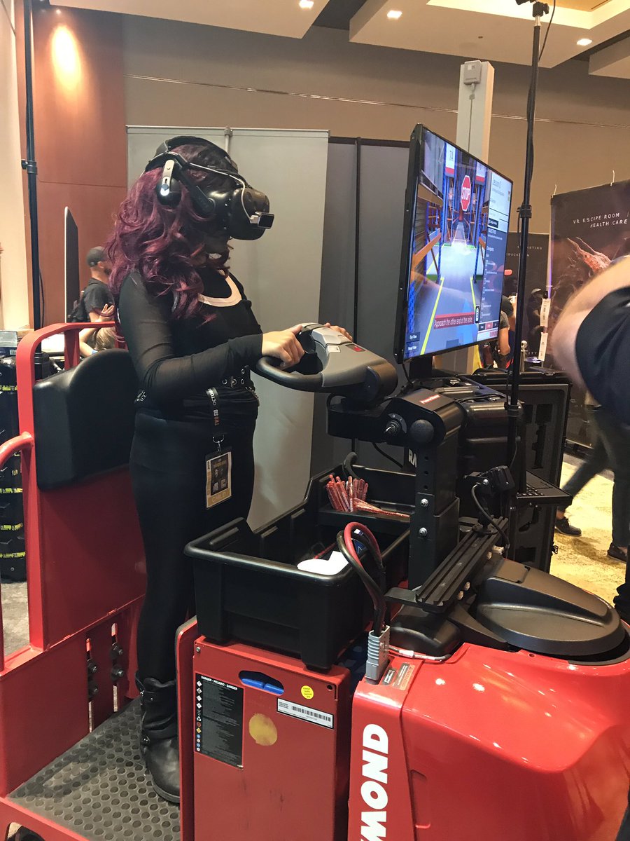 RaymondCorp's tweet photo. Where superheroes, pop culture & the most recent tech innovations came together, it was a great time to be at @Comic_Con’s Future Tech Live! Learn more about Raymond and the VR technology showcased, click here: https://t.co/IJQAw7QcuD #SDCC2019 #FutureTechLive #SDCC50 #SDCC https://t.co/iqaXEjhNwF