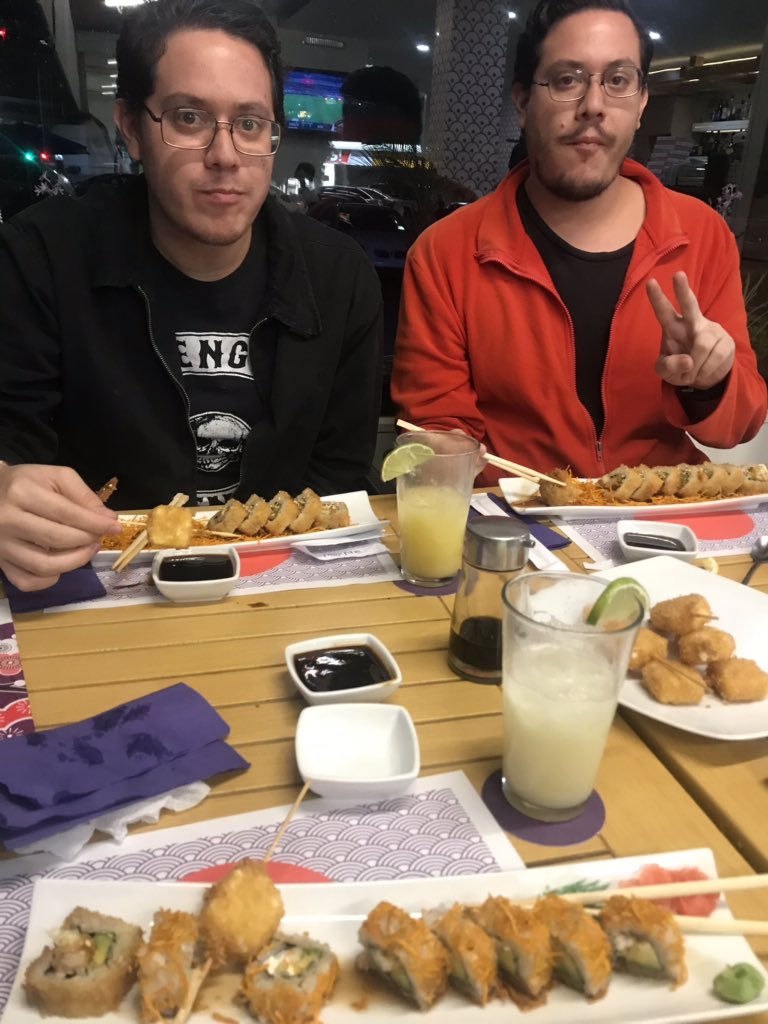 TheSwanGirl7's tweet photo. Si quiero un buen a estos dos hombrecillos la verdad ♥️ ando re soft don’t judge #gemelos #brous ✌🏻✨💕 https://t.co/1fbTG3SuT3