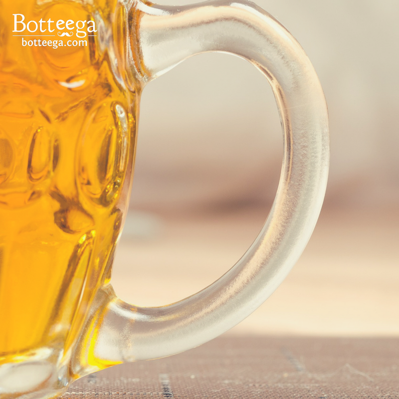 "...nel 2015, al Brussels Beer Challenge, l’Ichnusa ha fatto incetta di premi: la classica ha ricevuto il prestigioso Certificato di Eccellenza, mentre la cruda si è aggiudicata la Medaglia d'oro....", tratto dal post: blog.botteega.com/ichnusa-birra-… #prodottisardi