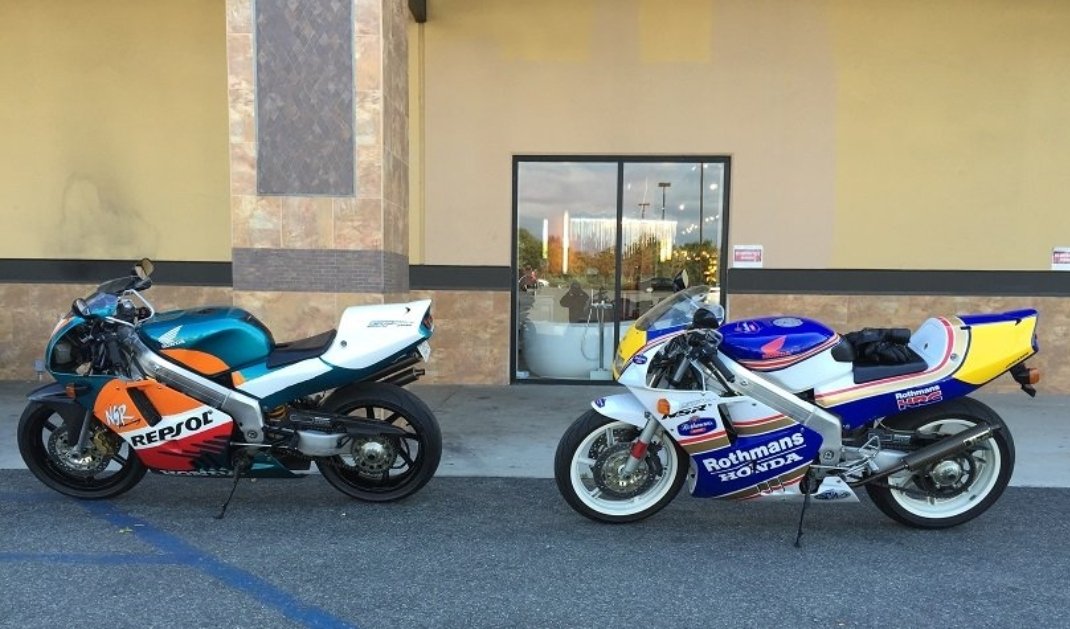 Like for Repsol
RT for Rothmans

#NSR250SP 
#MC28

#TwoStrokeTuesday