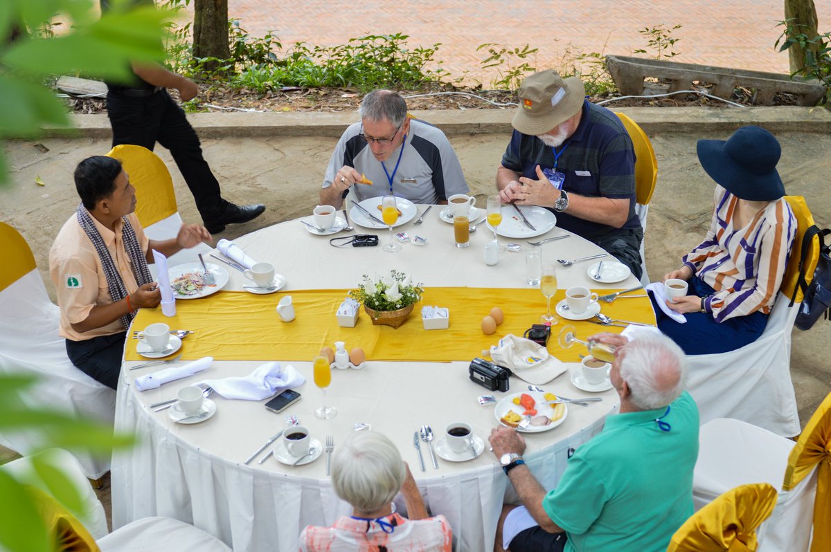 memoiresiemreap's tweet image. Experience the most unforgettable memories in the land of Angkor where we offer an exceptional breakfast with champagne, especially in an indulgent atmosphere in the local town.

E-mail: reservation@memoiresiemreaphotel.com
Learn more: memoiresiemreaphotel.com
