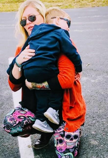 April64182924's tweet photo. Love ❤ my baby boys hugs, there's nothing in this world like them. https://t.co/J6kmuPAaqp