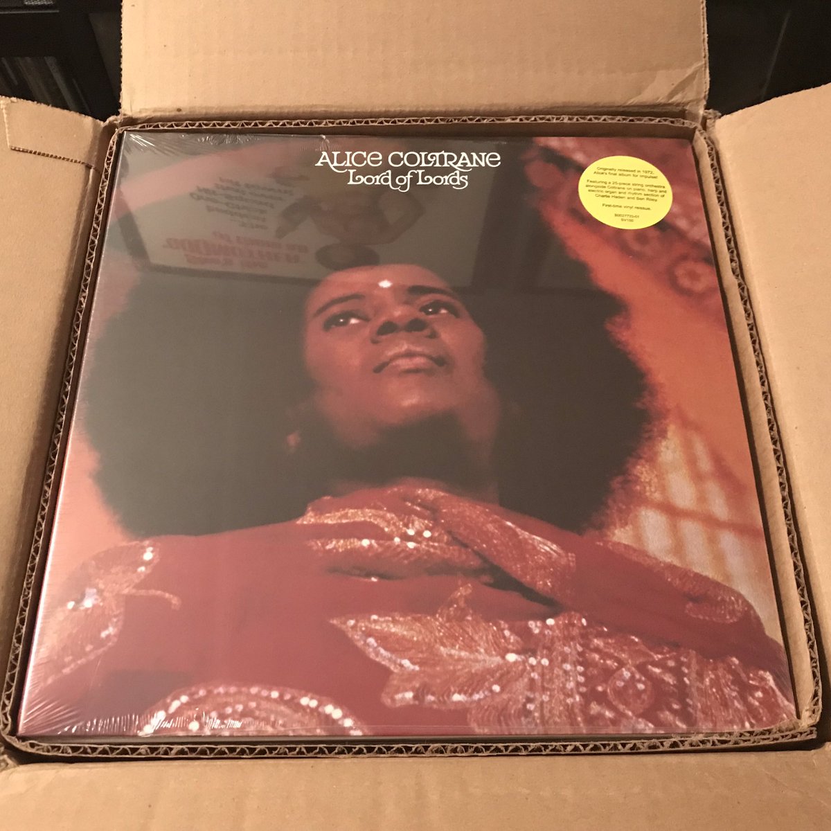 letterstapehead's tweet image. Big delivery from @superiorviaduct: 
-
#PhillNiblock #AliceColtrane #SteveReich #TheFall #ThePinGroup #Faust #AvengersBand #Spacemen3 #ScientistInTheKingdomOfDub #KevinHarrison