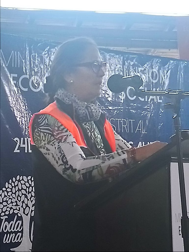 <a href="/catalinaandramu/">Catalina Andramuño</a> <a href="/IMaldonadoV/">Isabel Maldonado</a> <a href="/PaulGranda/">Paúl Granda 🇪🇨</a> <a href="/MIES_Zona5/">Inclusión Zona 5</a> #MisMejoresAños en Guaranda atendiendo a 394 adultos mayores de 544. Salinas 304 de 600. En Naranjal 194 de 304. Juntos coordinados por STPTUV avanza la Misión #ElGobiernoDeTodos