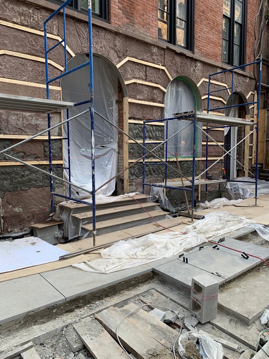 Facade prep and front garden are priorities this week ⁦<a href="/FriendsSeminary/">Friends Seminary</a>⁩ I’m really pleased at are expansiveness of the combined front gardens!!!